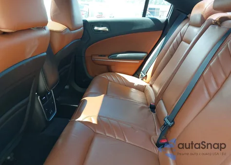 2015 Dodge Charger Srt 392 z USA, uszkodzony, nr VIN 2C3CDXEJ3FH915557